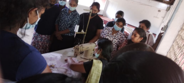 A garment sewing program under the rural revival program / Homagama (2022-11-10)
